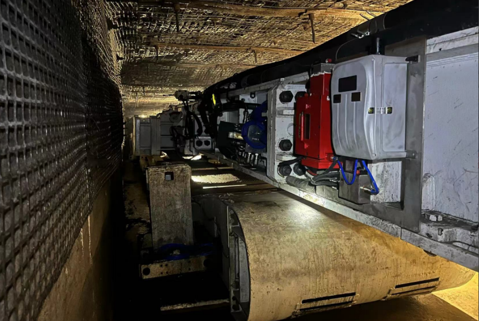 哈拉鉤煤礦轉(zhuǎn)載機(jī)減速機(jī)在線油液監(jiān)測(cè)系統(tǒng)應(yīng)用案例 圖3