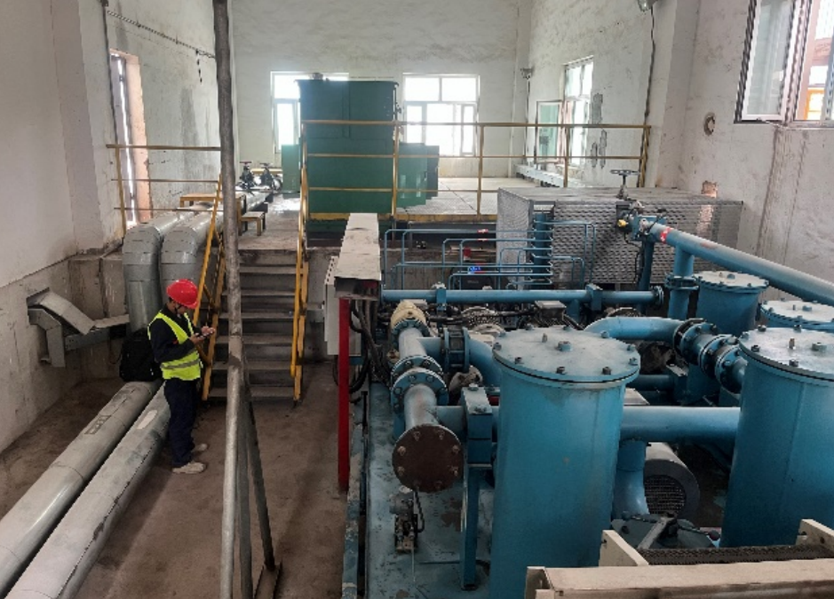 新疆中材生料立磨主減速機齒輪油在線監測系統應用案例 圖2